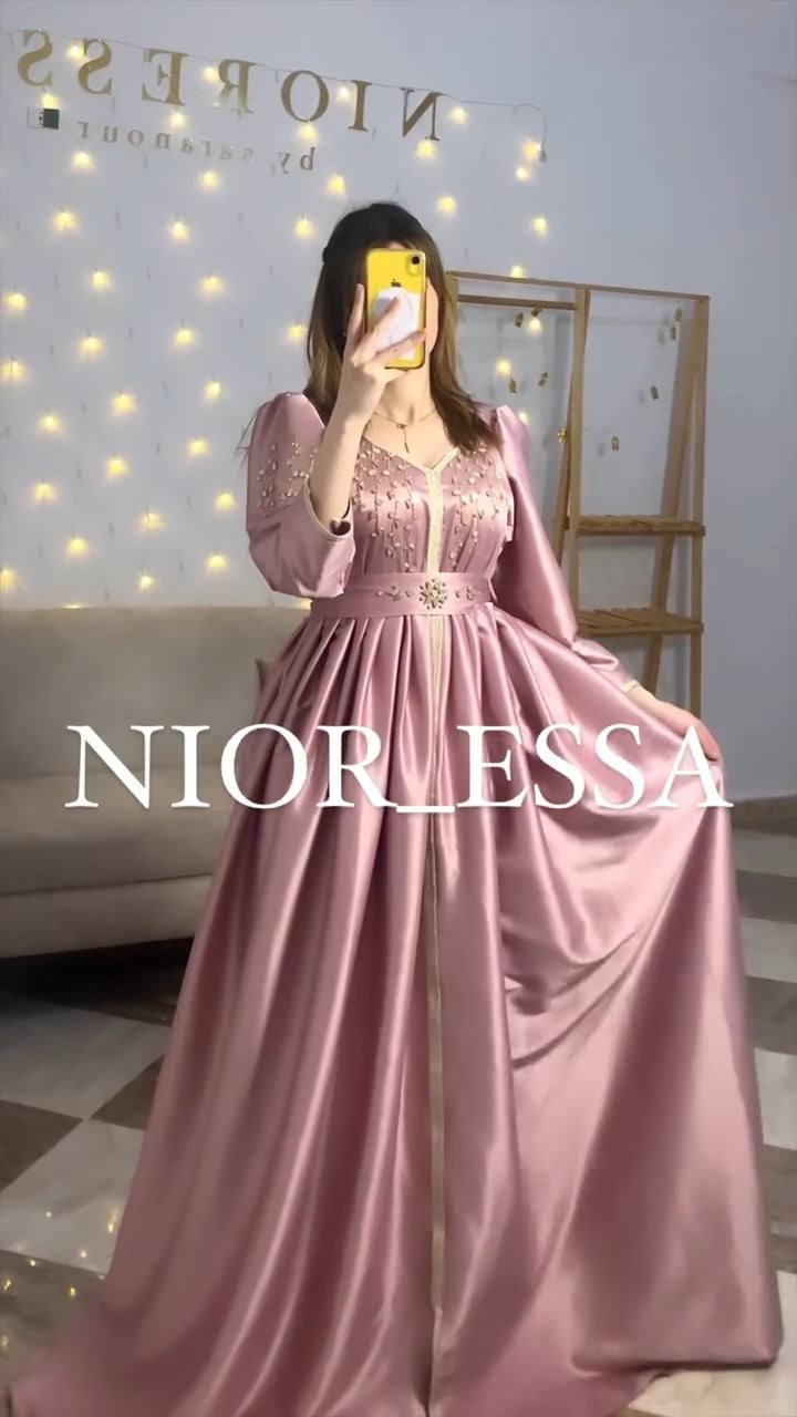 ✨ Robe caftan perlée